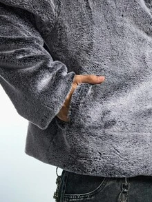 ROMWE MEN Jaket Pria Lengan Panjang dengan Resleting, Kasual, dan Berkerudung Bulu - Putih - View 8