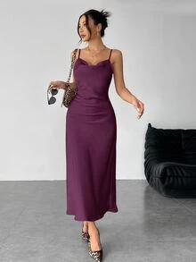 SHEIN PETITE 純色大翻領長版緞面細肩帶洋裝，適合約會與商務休閒，適合女性與嬌小女性 - 紫色 - 查看 3