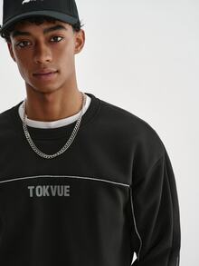 TOKVUE 男士圓領套頭運動衫，背面大字母印花設計，前後對比色滾邊細節，運動衫面料，男士秋冬時尚休閒印花圓領運動衫，結構設計，休閒舒適百搭，適合外出、通勤、街頭風、旅行、度假、日常穿著等 - 黑色 - 查看 4