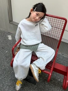 Dazy Kids Tween Girl Letter Print Long Sleeve Sweatshirt And Pocket Pants Set Hoodies - Grey - View 7