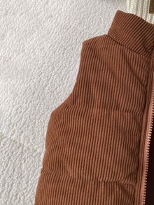 SHEIN 3件套女嬰休閒俏皮風，3D熊貼布繡，立領無袖背心搭配毛茸長袖上衣與喇叭長褲，燈芯絨面料背心，柔軟上衣與長褲，適合日常外出，可愛俏皮百搭3件套 - 棕色 - 查看 4