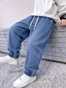 SHEIN Mirajuku 男童秋季棉質水洗多功能時尚休閒舒適寬鬆設計，彈性腰帶，抽繩，適合四季，度假，返校季，藍色水洗工裝風牛仔長褲 - 淺色水洗藍 - 查看 8
