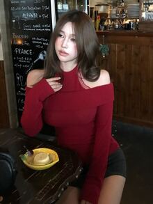 DAZY Autumn/Winter 2-In-1 Hollow Mesh Casual Sweet Christmas Wedding Banquet Knit Women's T-Shirt - Red - View 5