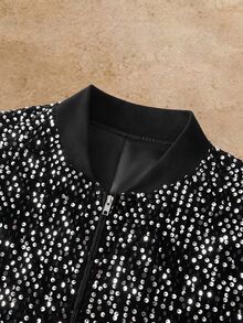 Manfinity RebelGame جاكيت بومبر رجالي بقصة فضفاضة مع سحاب وترتر - فضي - مشاهدة 4