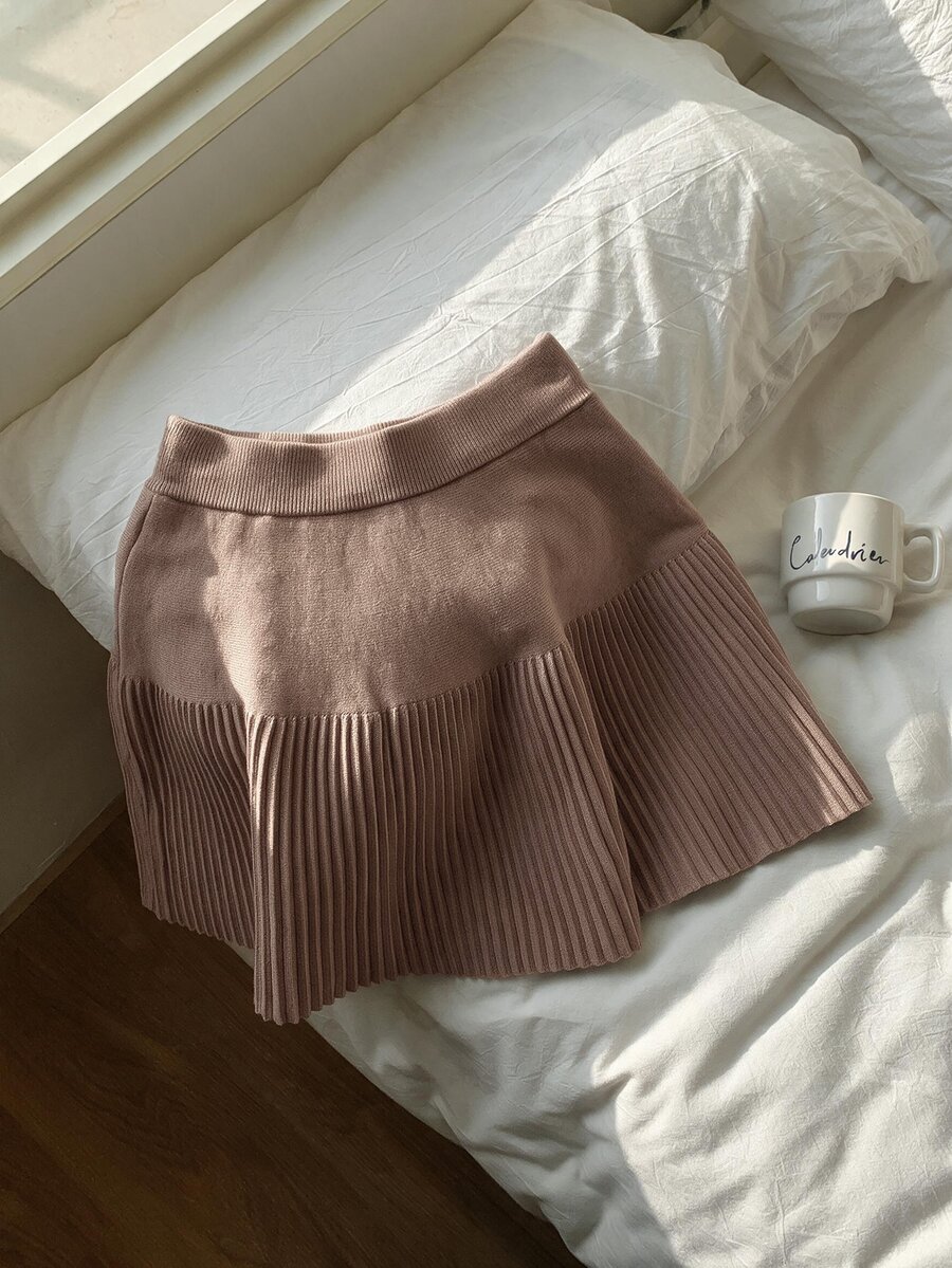 Comfortcana 女款純色彈性腰褶皺短版毛衣裙,秋冬早午餐灰色休閒優雅風 - 駝色 - 查看 1