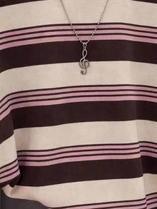 SHEIN EZwear 秋冬新款彩色條紋學院風基本款圓領長袖女款套頭運動衫，適合日常通勤、約會、聚會、秋冬、夏季、派對、婚禮、海灘、畢業典禮等場合，優雅休閒，適合出遊、Y2K風格、音樂節等場景 - 白色 - 查看 3