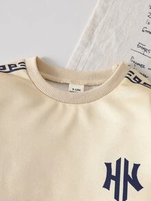 SHEIN 2件組幼兒男童運動衫長褲套裝，可愛米色海軍藍條紋刺繡工裝風，長袖圓領，寬鬆版型，適合秋季假日派對的大哥哥穿搭 - 彩色 - 查看 5