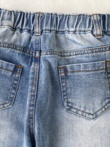 SHEIN Genkimix Kids 小男孩彈性腰破損牛仔褲 休閒破洞丹寧長褲 淺藍色水洗 - 淺色水洗藍 - 查看 4