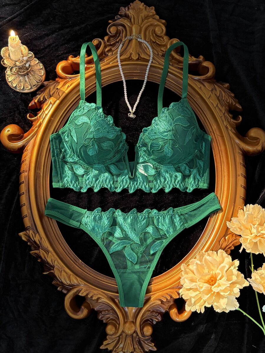 SHEIN 2件組法式經典黑色V領內衣套裝 - 綠色 - 查看 1