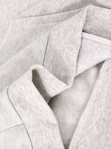 SHEIN Coolqubz 1件青少年連帽衛衣，柔軟舒適面料，易穿脫，適合秋冬、戶外、運動、學校及各種場合，男童灰色經典連帽衛衣，大前口袋，時尚印花設計，寬鬆版型，青少年必備熱銷衛衣 - 淺灰色 - 查看 6