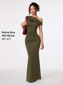 SHEIN PETITE 優雅女款酒紅色斜肩不對稱超長魚尾洋裝，秋季用餐宴會與派對穿搭，夜店畢業季夏季洋裝 - 綠色 - 查看 1