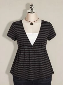 SHEIN ICON 女款大尺碼復古性感千禧風Y2K簡約休閒日常通勤街頭風黑灰條紋深V領二合一上衣 - 棕色 - 查看 3