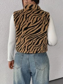 SHEIN EZwear 大尺碼奶牛印花短版夾克，秋冬牛仔女裝背心 奶牛印花背心 西部風背心 人造毛背心 - 棕色 - 查看 2
