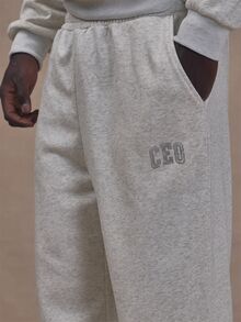 Musero Celana Jogger Abu-abu dengan Manset dan Pinggang Elastis, Motif Grafis "CEO", Setelan Jogger, Hanya untuk Musim Gugur dan Musim Dingin. - Grey - View 5