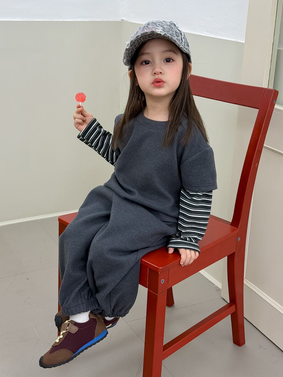 Dazy Kids Infant (Girl) Round Neck Striped Patchwork Long Sleeve Autumn/Winter 2 Pieces Sweatshirt Set - Grey - View 1