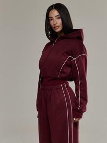 Musera Sport Contrast Colour Detail Zip Through Cinched Waist Cropped Hooded Sweatshirt Gym Pilates Workout Active Cute Daily - Burgundy - View 4