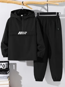 SHEIN 2件組兒童青少年男孩休閒運動圖案連帽黑色外套與長褲套裝，適合秋冬、家庭聚會、開學、運動、玩耍、生日派對、攝影、度假、假期 - 黑色 - 查看 2