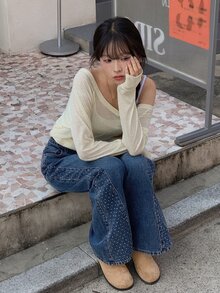 DAZY 女款鈕扣口袋鉚釘牛仔喇叭牛仔褲 - 藍色 - 查看 7