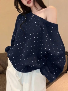 DAZY 女款寬鬆版型保暖內裡不對稱個性化字母印花衛衣 秋季 - 藏蓝色 - 查看 4