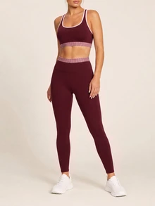 SHEIN BAE طقم رياضي نسائي من توب بدون أكمام بتصميم مربعات ورقعات مع ليقنز - عنابي اللون - مشاهدة 7