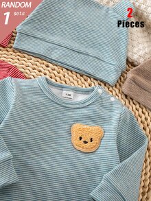 SHEIN 盲盒 3 件套 秋冬針織圓領細條紋雙面復古奈米條紋面料舒適柔軟帽子 + 長袖連身衣 + 腳套長褲 2 件套組合熱銷款熊刺繡設計睡衣家居服 - 紅色 - 查看 5