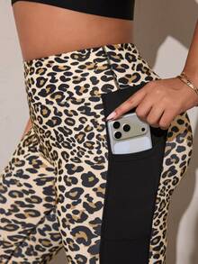 Slayform Women's Plus Size Leopard Print Contrast Color Casual Daily Sports Leggings - Multicolor - View 6