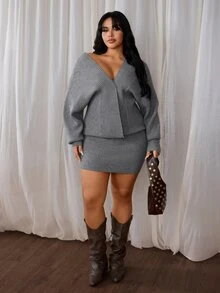 Rustia Plus Size Women's Spring/Autumn/Winter Pure Desire Style Solid Grey V-Neck Loose Drop Shoulder High Waist Hidden Button Knit Sweater Dress, Suitable For Daily Casual/Spring/Autumn/Winter/Back To School/Daily Commute/Outing Date/Indoor Outdoor/Halloween/Christmas/Date Atmosphere Outfit - Grey - View 3