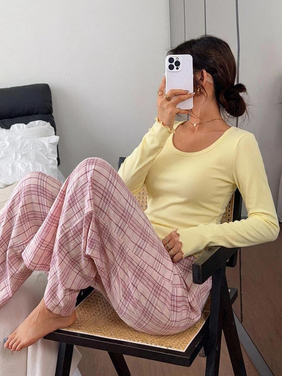 DAZY 2pcs/Set Women's Slim Fit Solid Long Sleeve T-Shirt & Plaid Straight Leg Long Pajama Pants Sleepwear Set - Yellow - View 1