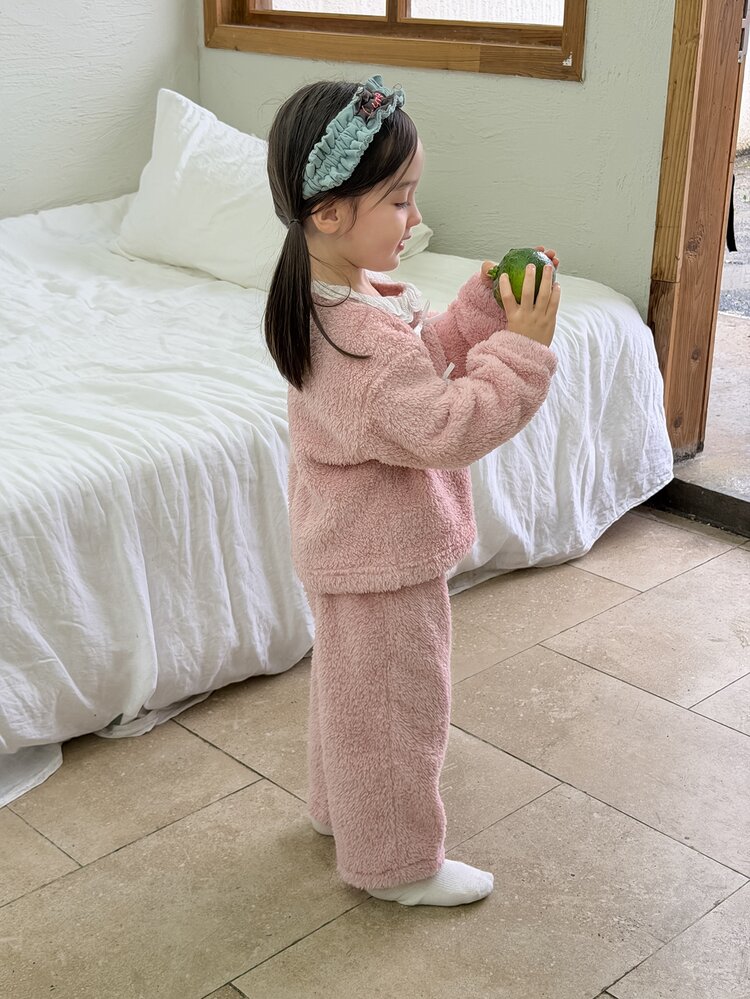Dazy Kids 女嬰蕾絲拼接上衣與毛絨長褲居家休閒套裝 - 淺粉色 - 查看 2