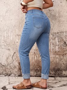 SHEIN ICON 大尺碼女款高彈性口袋修身休閒牛仔褲 - 淺色水洗藍 - 查看 2