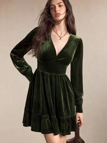 BizChic Đầm ngắn mùa hè nữ cổ chữ V xếp ly màu trơn phong cách thường ngày - màu xanh lá - Xem 1