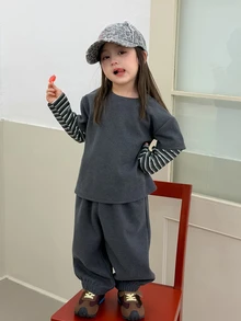 Dazy Kids Infant (Girl) Round Neck Striped Patchwork Long Sleeve Autumn/Winter 2 Pieces Sweatshirt Set - Grey - View 3