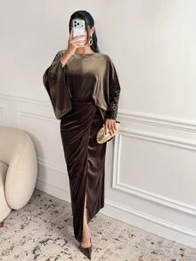 Veilorie طقم نسائي من قطعتين بلوزة كاجوال برقبة دائرية وأكمام طويلة وتنورة بلون موحد بتصميم محتشم - بني - مشاهدة 6