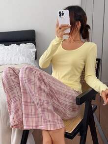 DAZY 2pcs/Set Women's Slim Fit Solid Long Sleeve T-Shirt & Plaid Straight Leg Long Pajama Pants Sleepwear Set - Yellow - View 6
