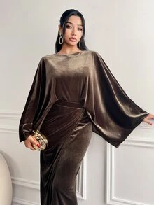 Veilorie طقم نسائي من قطعتين بلوزة كاجوال برقبة دائرية وأكمام طويلة وتنورة بلون موحد بتصميم محتشم - بني - مشاهدة 5