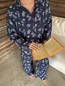 Dazy Plus Floral Line Drawing Pattern All-Over Print Textured Crepe Fabric Contrast Button Decor Pajama Set - Navy Blue - View 7