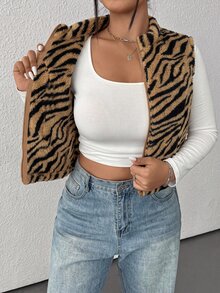SHEIN EZwear 大尺碼奶牛印花短版夾克，秋冬牛仔女裝背心 奶牛印花背心 西部風背心 人造毛背心 - 棕色 - 查看 4