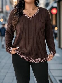 SHEIN LUNE CURVE 大尺碼女款拼色圖案印花T恤上衣 春秋款 - 彩色 - 查看 3