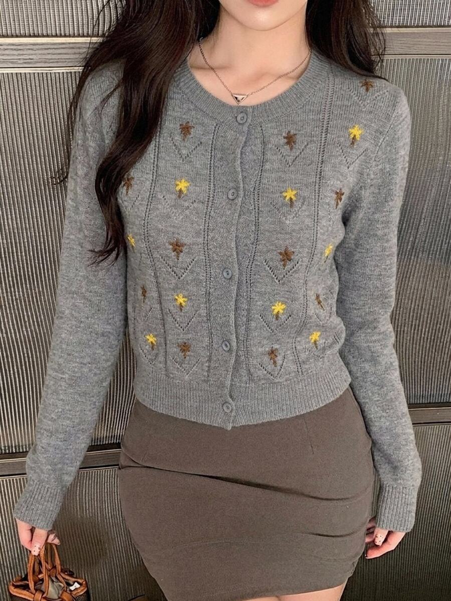 DAZY 女款刺繡圖案修身圓領長袖休閒度假復古春秋針織開襟衫 - 灰色 - 查看 1