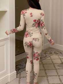 DAZY 花卉印花刷毛針織修身女款睡衣套裝，秋冬季服飾 - 卡其色 - 查看 2