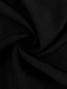 GlowEve CURVE 優雅純黑色 A 字中長洋裝，立領金屬鈕扣不對稱層次荷葉邊長袖 - 黑色 - 查看 5