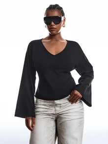 LYSMO Plus Solid V Neck Bell Sleeve Tee - Black - View 3
