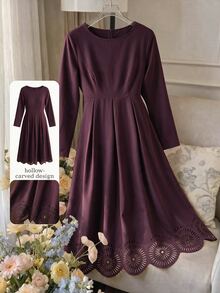 Modelyn Gaun Berlipit Lipat dengan Hiasan Kerang Potongan Laser Plus - Burgundy - View 6