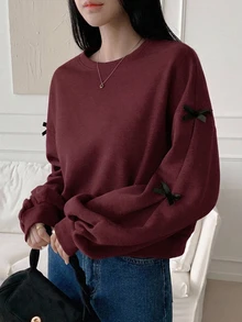 DAZY 對比色蝴蝶結裝飾圓領寬鬆女款運動衫 秋冬款 - 酒紅色 - 查看 2
