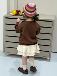 Dazy Kids بلوزة رياضية كاجوال يومية بأكمام طويلة مطبوعة برسومات كرتونية للبنات الصغيرات - قهوة بني - مشاهدة 2