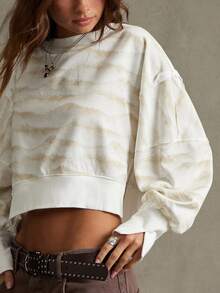WESTFADE Áo nỉ croptop tay dài xẻ gấu - Màu be - Xem 4