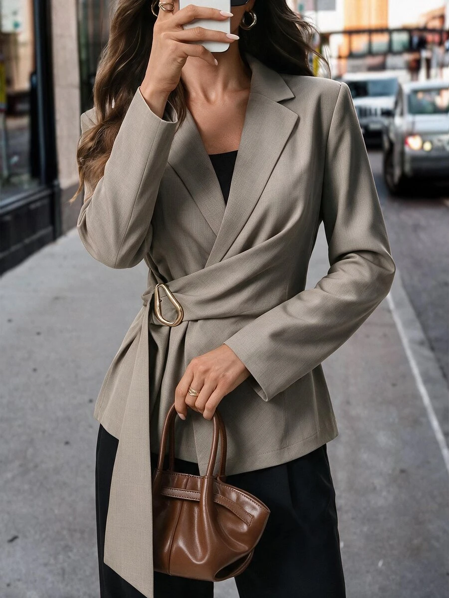 SHEIN Clasi Blazer dengan Detail Gesper di Kerah - MultiWarna - View 1