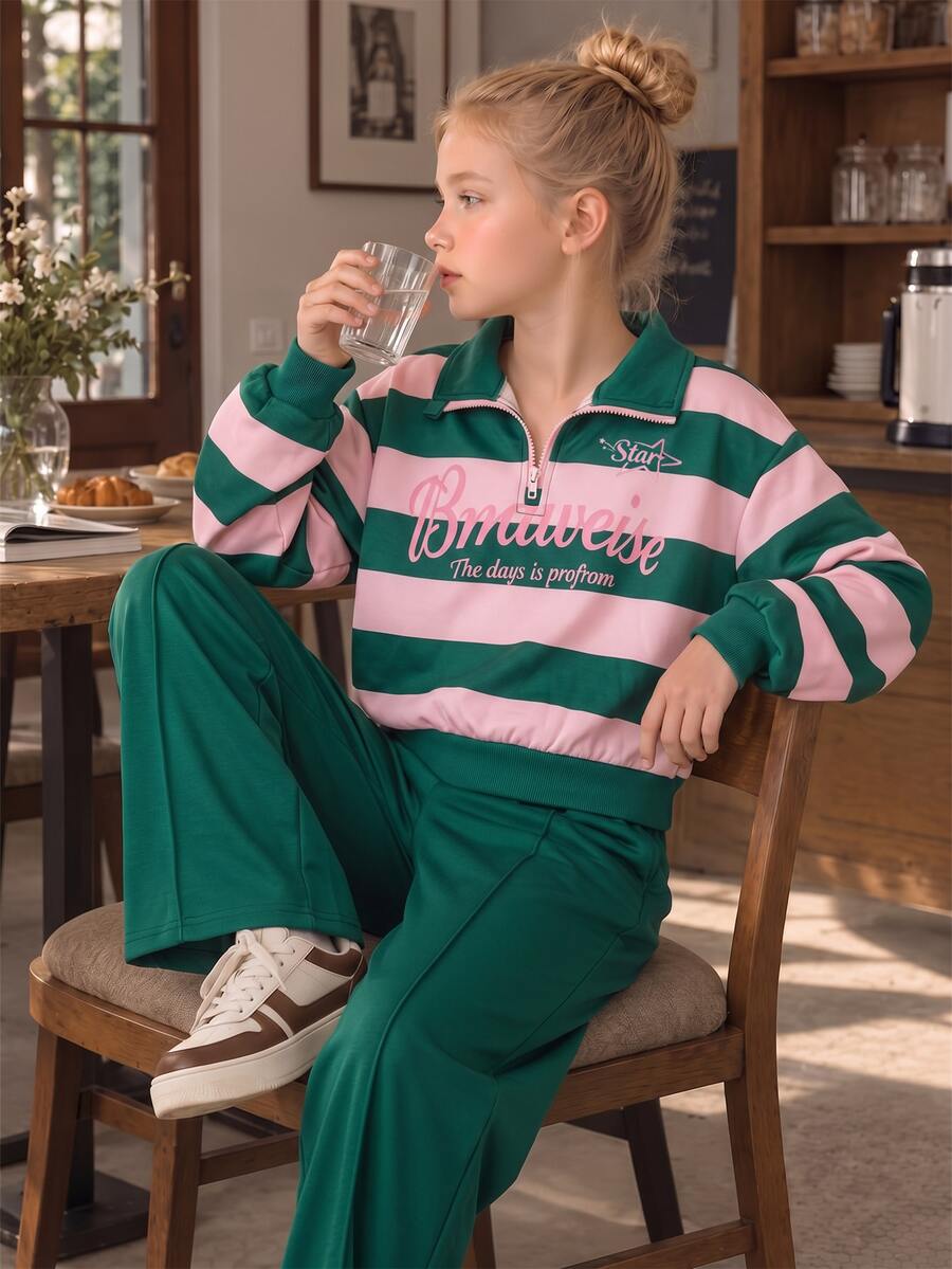 SHEIN Tween Girls Long Sleeve Fleece Fall Outfits 2pcs/Set Back-To-School Burgundy New York Letter Pattern Stand Collar Sweatshirt And Pants Set - Green - View 1