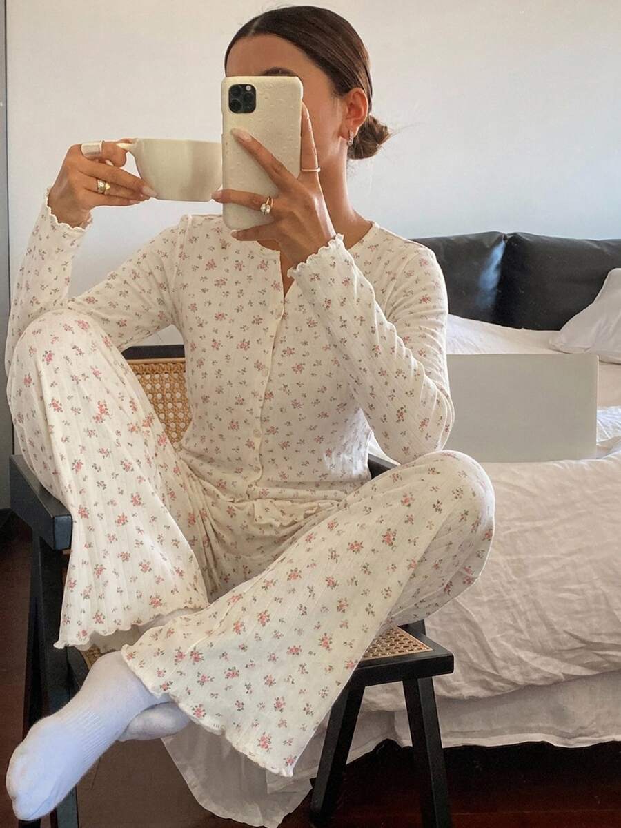 DAZY 2pcs/Set Women's Sweet Ditsy Floral Long Sleeve Cardigan Top & Straight Leg Long Pajama Pants Sleepwear Set - White - View 1