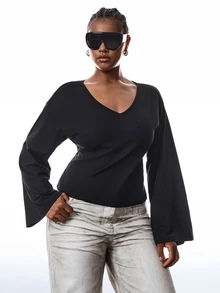LYSMO Plus Solid V Neck Bell Sleeve Tee - Black - View 4
